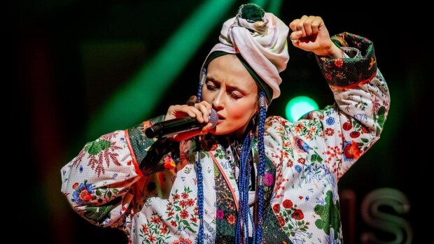 Украина может не попасть на Евровидение из-за скандала вокруг Алины Паш