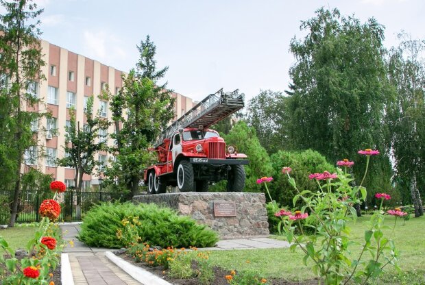 Солдафонські порядки в ліквідованому Черкаському Інституті пожежної безпеки: що відбувається з курсантами