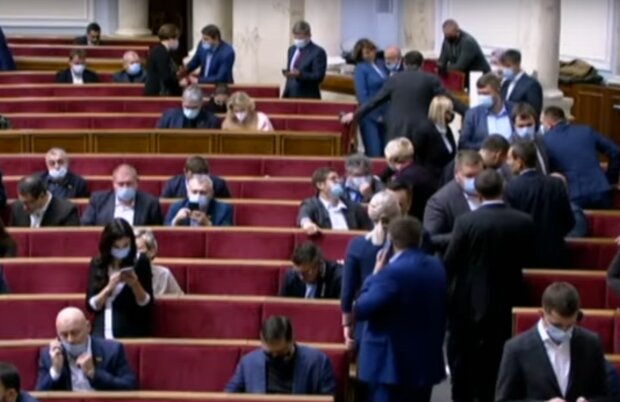 Народные депутаты. Фото: скриншот YouTube-видео