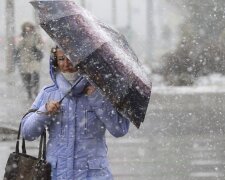 Синоптики предупреждают об ухудшении погоды в Украине: снег, дождь и ветер