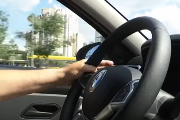 В Украине увеличат штрафы за ряд нарушений на дороге. Фото: скриншот YouTube
