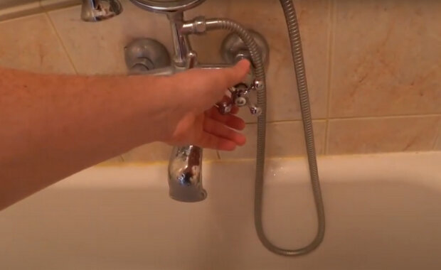 Тарифы на воду. Фото: скриншот YouTube-видео.