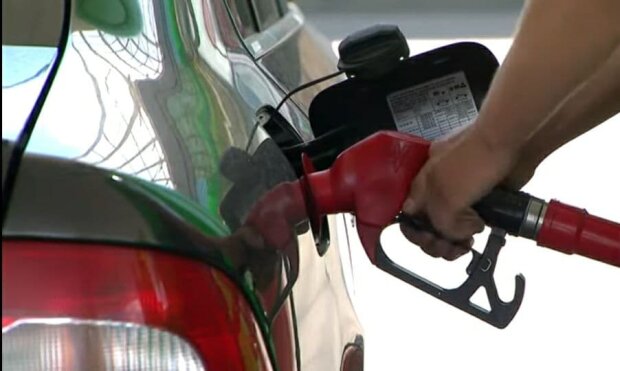 Цены на бензин. Фото: скриншот Youtube-видео