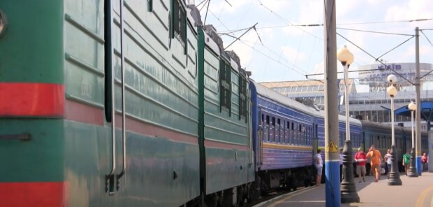 Поезда Укрзализныци
