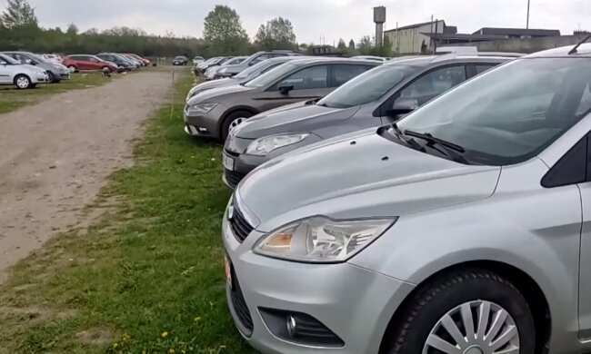Автомобили. Фото: скриншот YouTube-видео