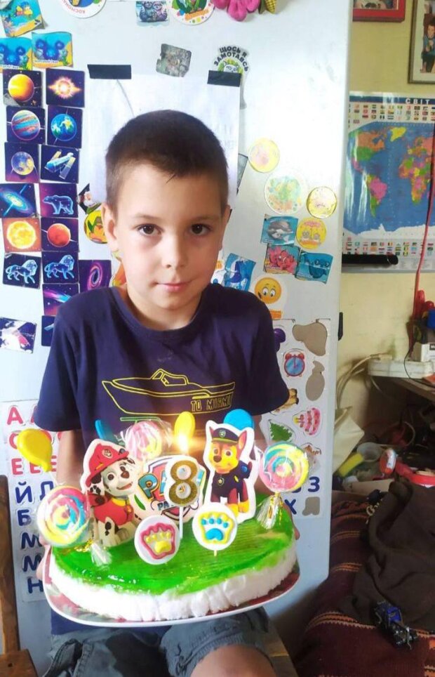 Російська ракета забрала життя 8-річного хлопчика