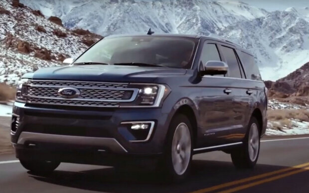 "Ford Expedition". Фото: скриншот YouTube-видео.