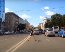 В Украине повысили штрафы для пешеходов-нарушителей: скриншот YouTube