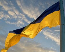 Над Херсоном украинский флаг - город продолжает жить
