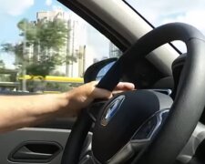 В Украине увеличат штрафы за ряд нарушений на дороге. Фото: скриншот YouTube