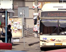 Общественный транспорт. Фото: скриншот YouTube-видео.