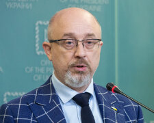 "Купите йод": министр обороны Резников дал совет украинцам на фоне угрозы вторжения