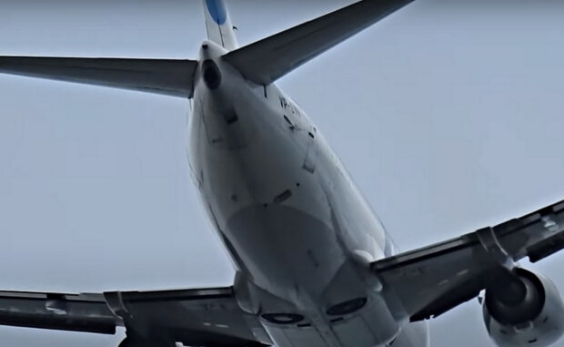 С радаров пропал индонезийский самолет. Фото: скриншот YouTube-видео.