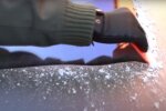 Замерзле лобове скло: скрін з відео