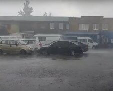 Дождь.  Фото: скриншот YouTube-видео