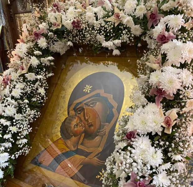 В столичном Десятинном монастыре УПЦ почтили икону, перед которой явилась Богородица