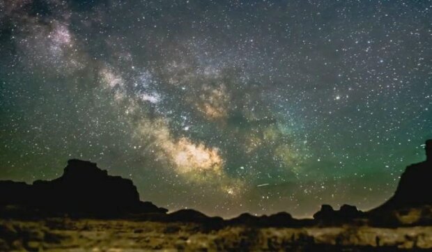 Звездное небо. Фото: скриншот Youtube-видео