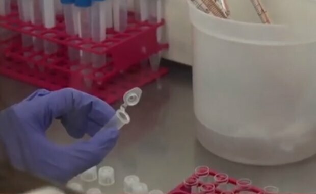 Коронавирусная вакцина. Фото: скриншот YouTube.