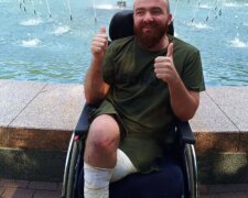 Бійця, який втратив ноги, відмовились селити у квартиру: "Не хочу, щоб жив інвалід"