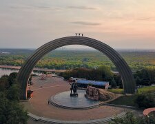 Нет уже "Арки дружбы народов": почему не будут демонтировать советский монумент