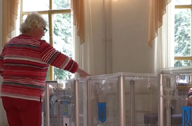 Местные выборы пройдут в Украине 25 октября. Фото: скриншот YouTube