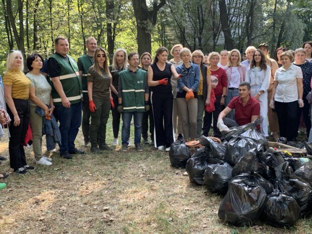 Держекоінспекція закликала обʼєднати зусилля задля чистоти України у Всесвітній день прибирання