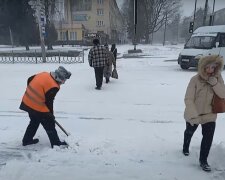 Украину накроет сразу два циклона: сегодня будут и метели, и морозы, и потепление