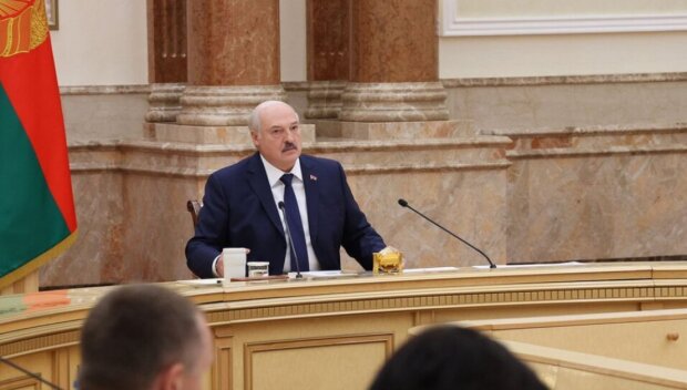 Лукашенко заявив, що не збирається вмирати
