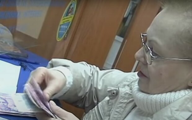 Украинцы не могут поверить: пенсионеры начнут получать сразу по две выплаты – кто и сколько получит