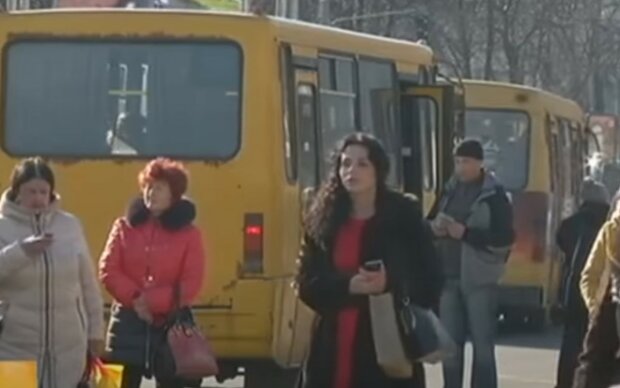 Города погрязнут в пробках: что ждет общественный транспорт в Киеве и регионах во время локдауна