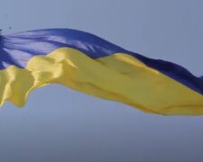 Флаг Украины. Фото: скриншот YouTube