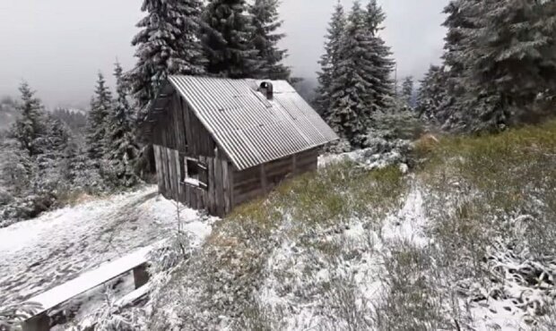 Снег на горе. Фото: скриншот Youtube-видео