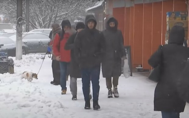 Погода испортится: Украину захлестнут метели и сильные морозы, где ждать непогоды