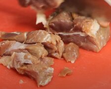 Мясо: скрин с видео YouTube
