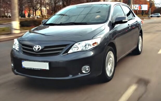 "Toyota Corolla". Фото: скриншот YouTube-видео.