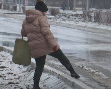 Мокрый снег и сильный ветер: с понедельника погода в Украине будет ухудшаться