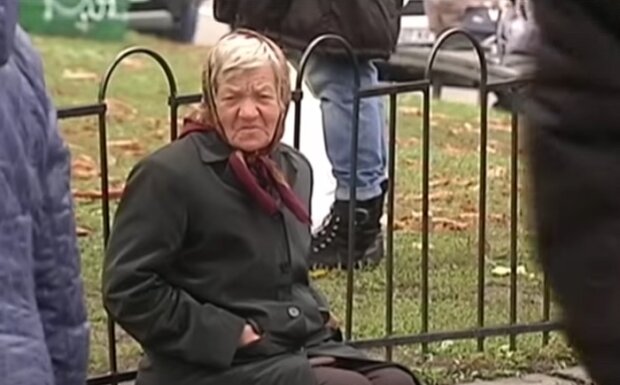 Увеличение минимальной зарплаты отразиться на пенсиях украинцев. Фото: скриншот YouTube