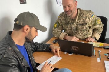Виталий Козловский получил повестку