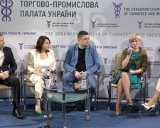 В Киеве начал работу двухдневный национальный форум "Вода в промышленности и АПК во время войны и климатического кризиса"