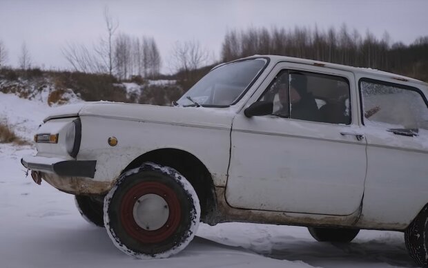 В СССР о таком и мечтать не могли: автолюбитель превратил ЗАЗ-968 в грозу бездорожья, настоящий танк