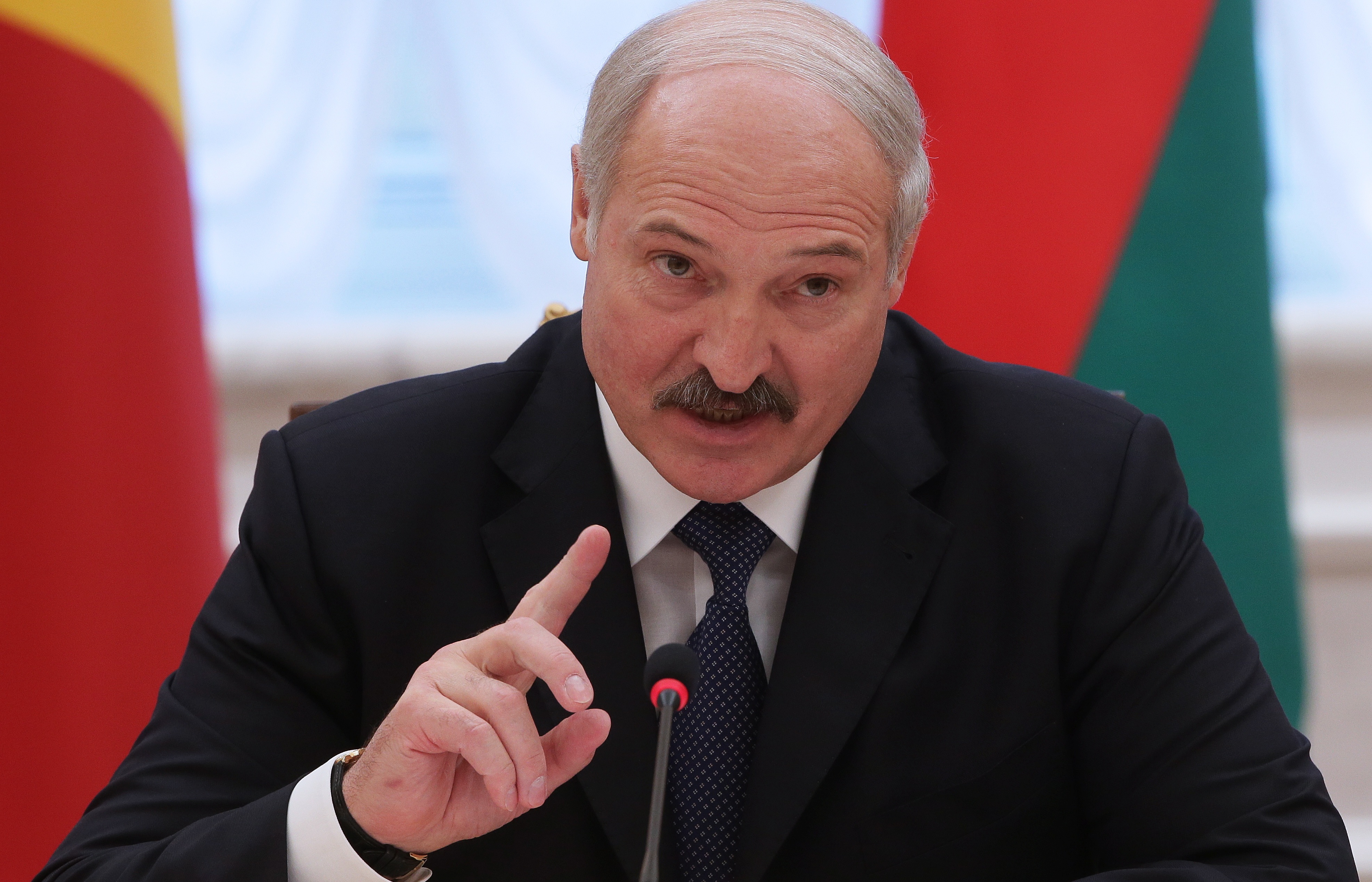 Лукашенко согласился на реформы